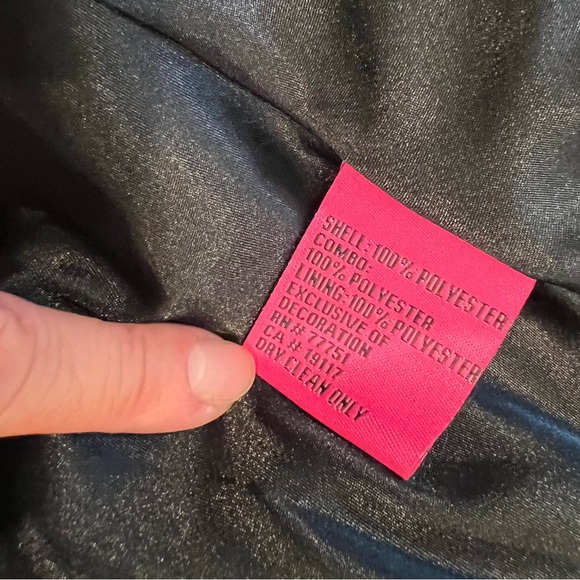 Vintage Betsy Johnson Black Strapless w removable “halter” strap - Picture 11 of 16